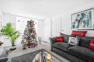 Lounge- click for photo gallery